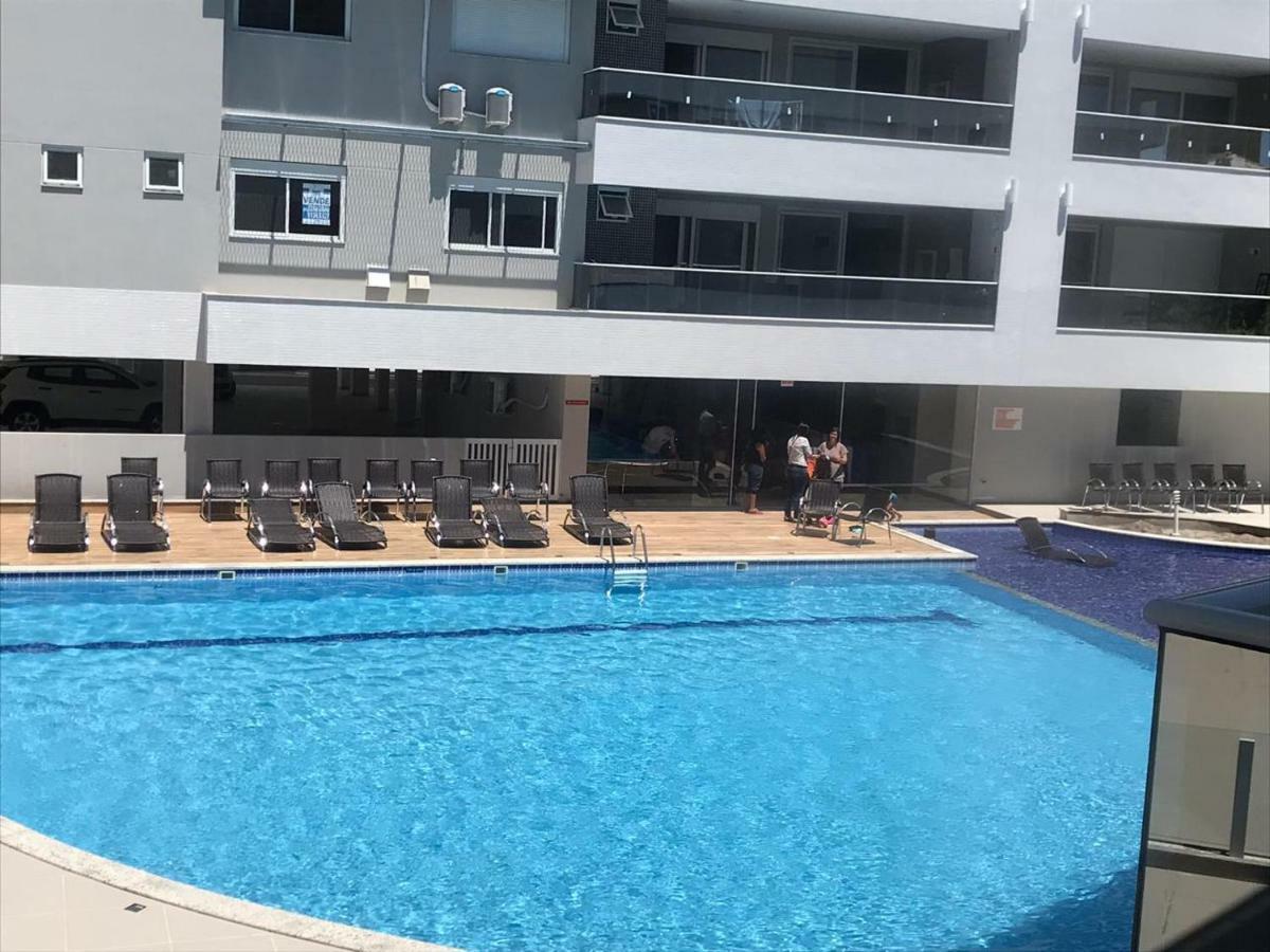 Apartamento luxuoso à 200 m da praia em Florianópolis-SC Exterior foto